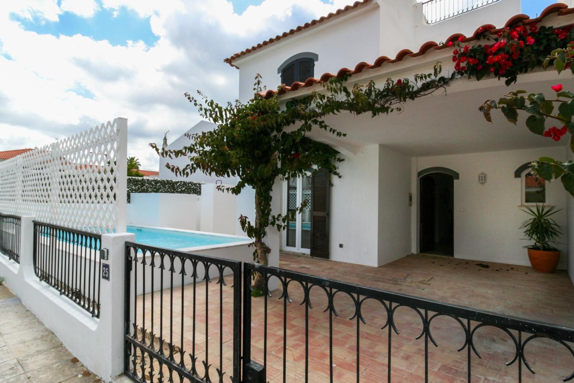Flh Altura Family House With Pool Villa Bagian luar foto